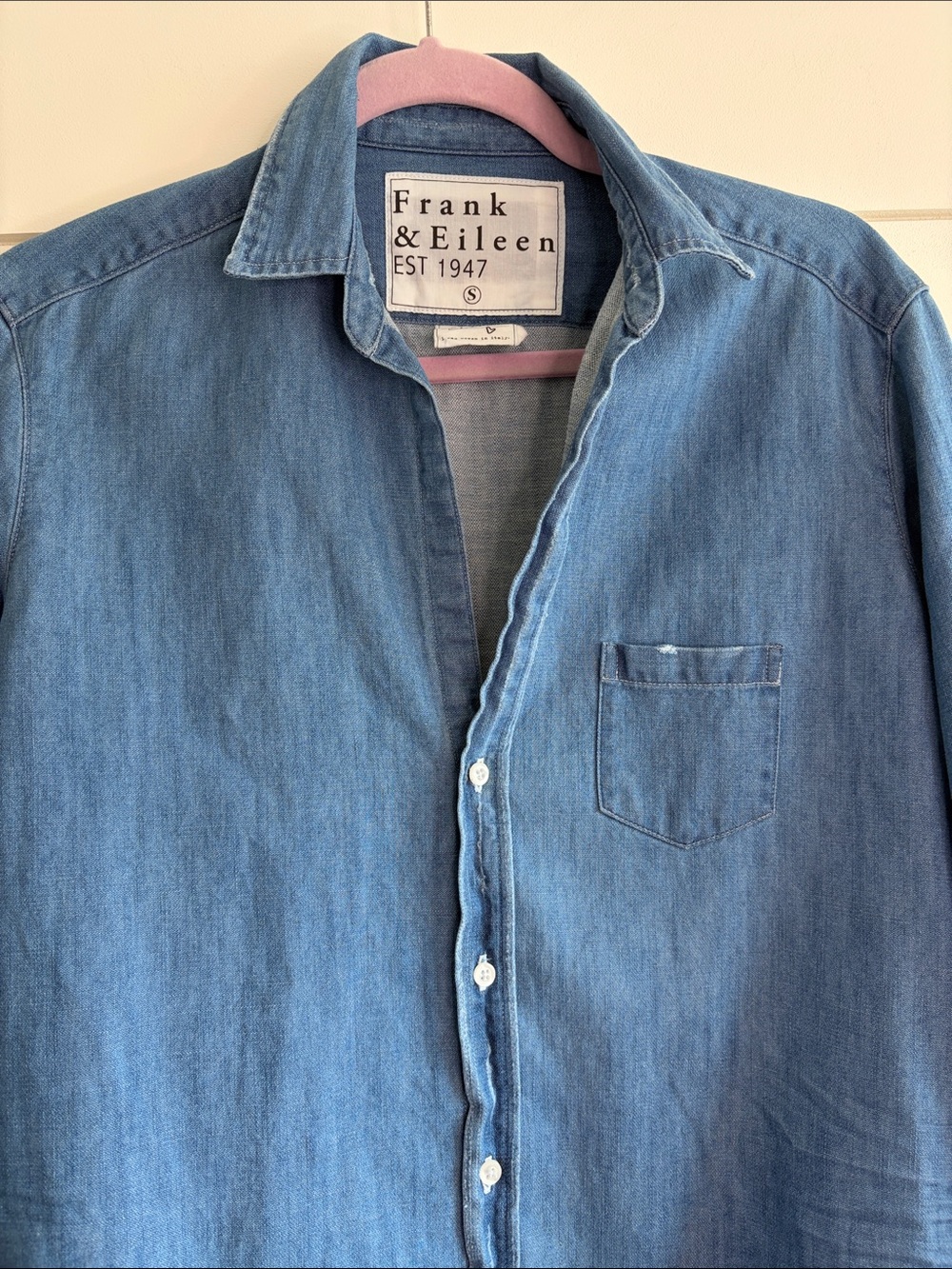 Frank & Eileen (the Eileen) Distressed  Denim Button-Up Shirt Size Small - Picture 4 of 12